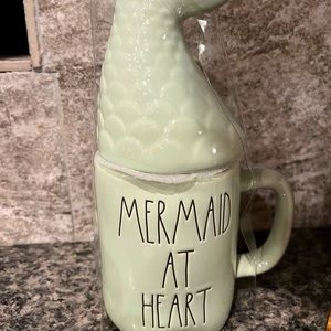 Are Dunn mug with Topper